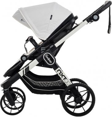 Emmaljunga NXT 90 Competition White