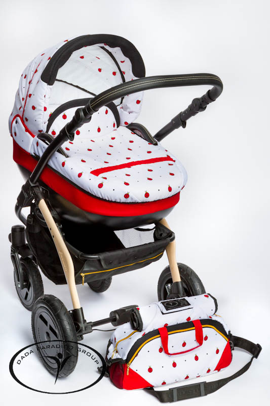 Универсальная коляска D.P.G. Carmelo 03 с сумочкой для мамы